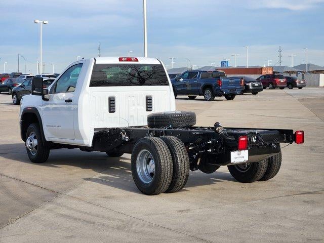 2026 GMC Sierra 3500 HD Chassis Cab Pro