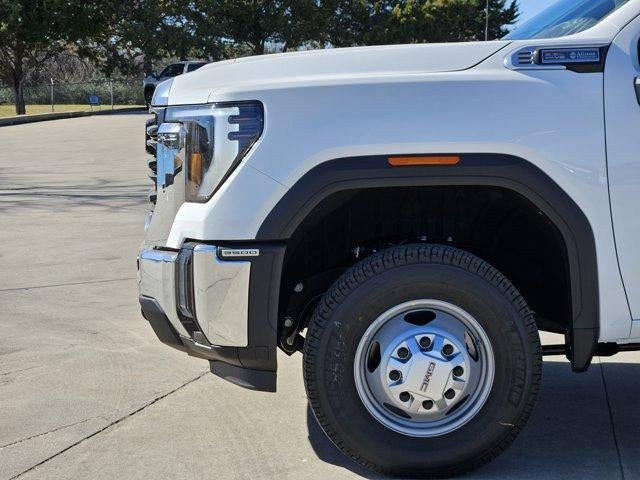 2026 GMC Sierra 3500 HD Chassis Cab Pro