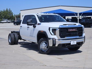 2026 GMC Sierra 3500 HD Chassis Cab Pro