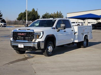 2026 GMC Sierra 3500 HD Chassis Cab Pro