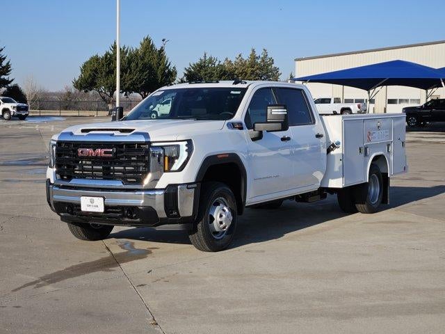 2026 GMC Sierra 3500 HD Chassis Cab Pro