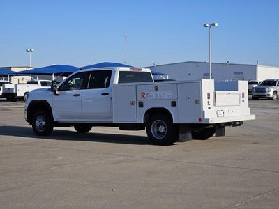 2026 GMC Sierra 3500 HD Chassis Cab Pro