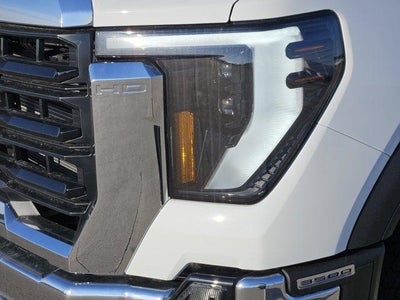 2026 GMC Sierra 3500 HD Chassis Cab Pro