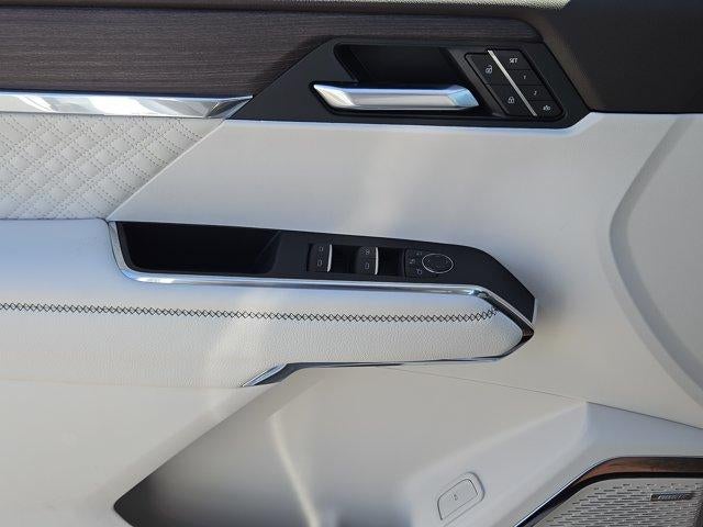 2027 GMC Acadia AWD Denali