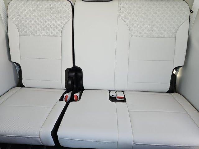 2027 GMC Acadia AWD Denali