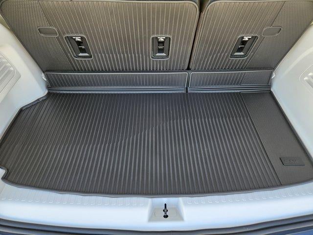 2027 GMC Acadia AWD Denali