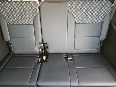 2026 GMC Acadia FWD Denali