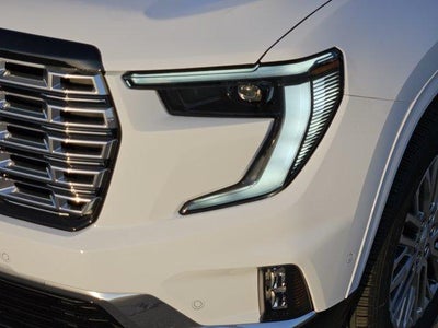 2026 GMC Acadia FWD Denali