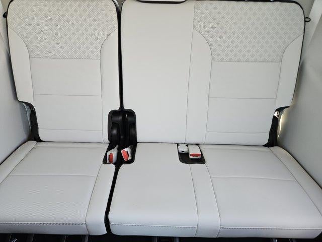 2027 GMC Acadia FWD Denali