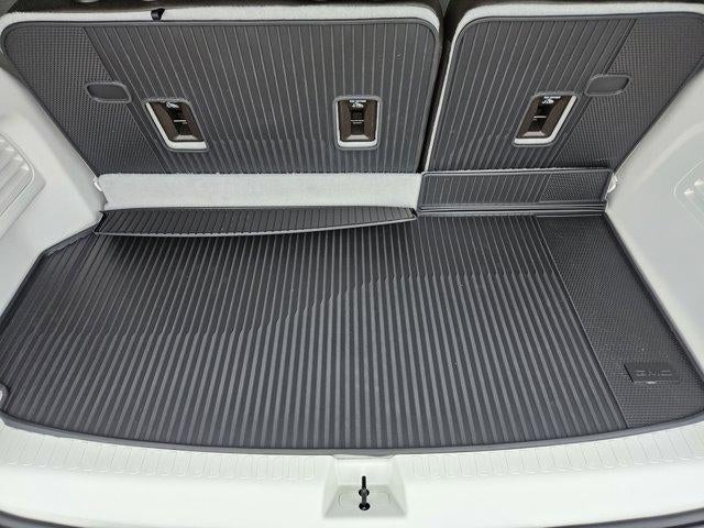 2026 GMC Acadia FWD Denali