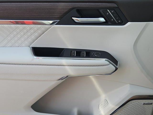 2027 GMC Acadia FWD Denali