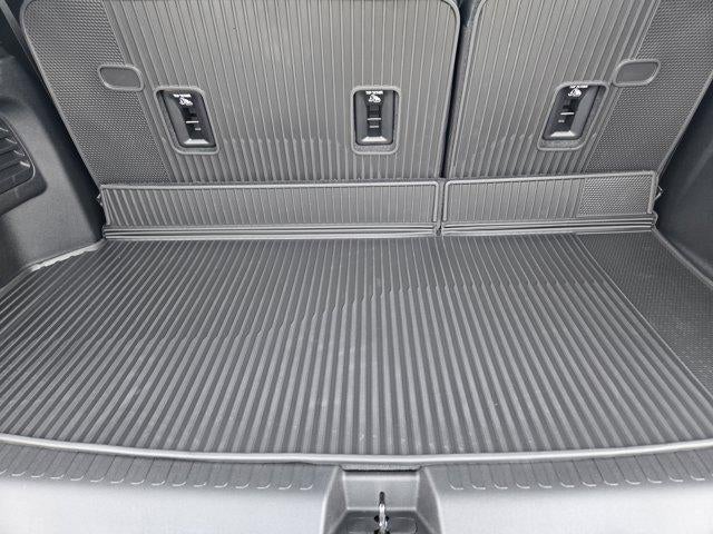 2026 GMC Acadia FWD Denali