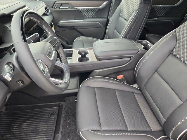 2026 GMC Acadia FWD Denali