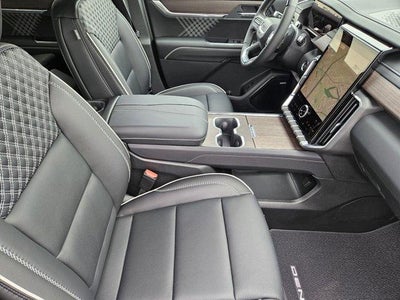2026 GMC Acadia FWD Denali