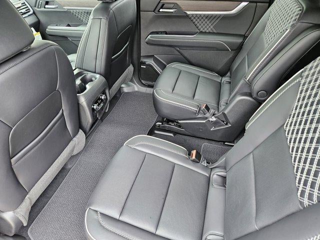 2026 GMC Acadia FWD Denali