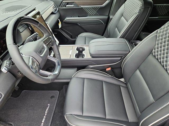 2026 GMC Acadia FWD Denali