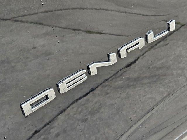 2027 GMC Acadia FWD Denali