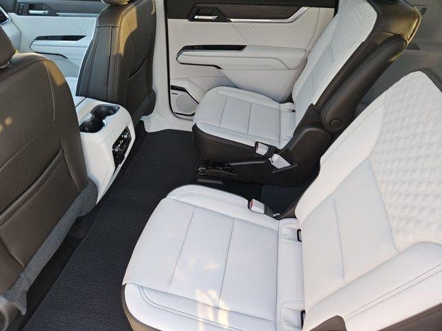 2027 GMC Acadia FWD Denali