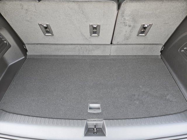 2026 GMC Acadia FWD Denali