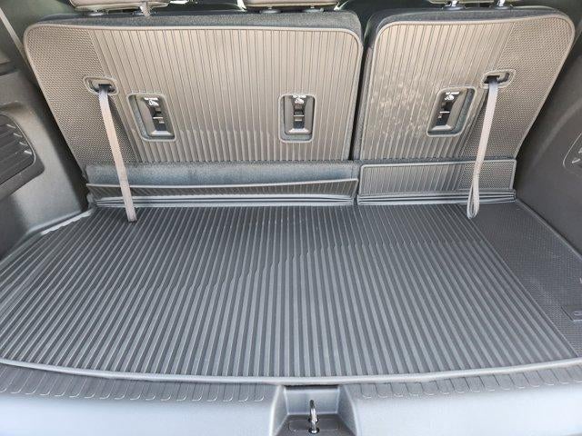 2026 GMC Acadia AWD AT4