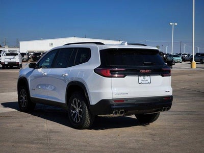 2026 GMC Acadia AWD AT4