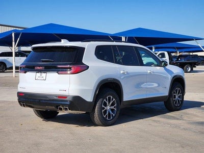 2026 GMC Acadia AWD AT4