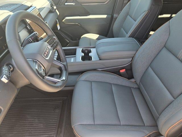 2026 GMC Acadia AWD AT4