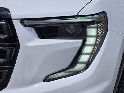 2026 GMC Acadia AWD AT4