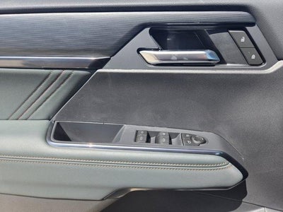 2026 GMC Acadia AWD AT4