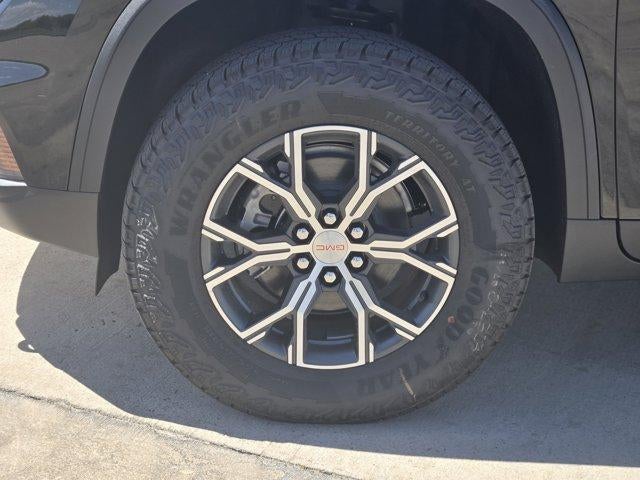 2026 GMC Acadia AWD AT4