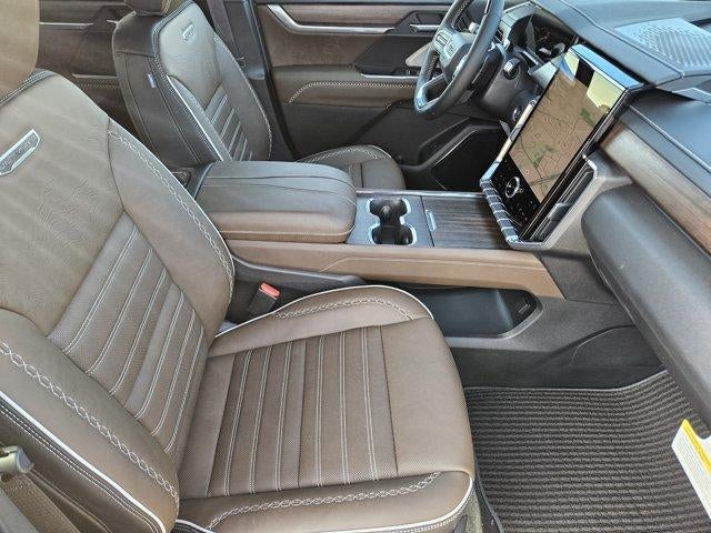 2026 GMC Acadia FWD Denali Ultimate