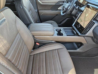 2026 GMC Acadia FWD Denali Ultimate