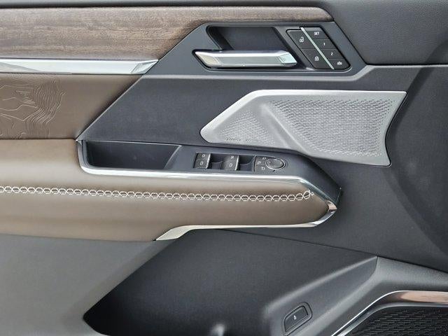 2026 GMC Acadia AWD Denali Ultimate