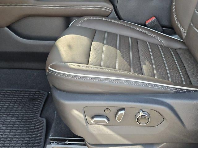 2027 GMC Yukon XL Denali Ultimate
