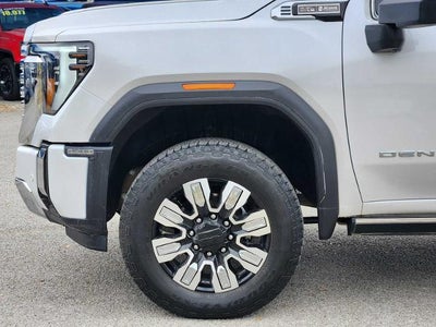 2025 GMC Sierra 2500 HD Denali