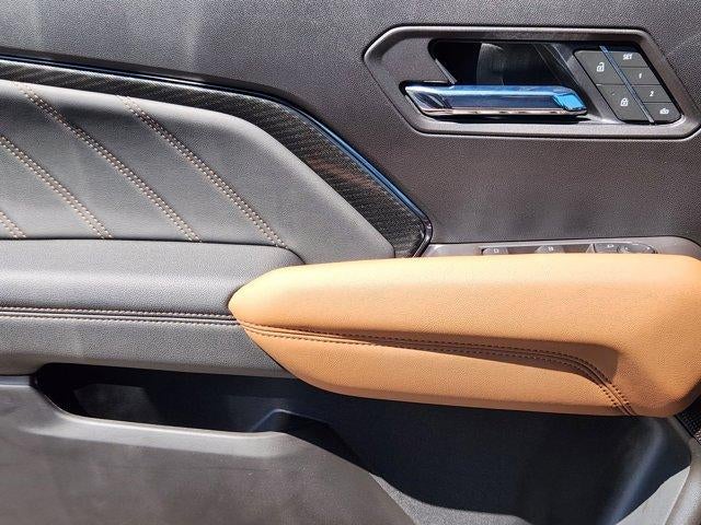 2025 GMC Canyon 4WD AT4