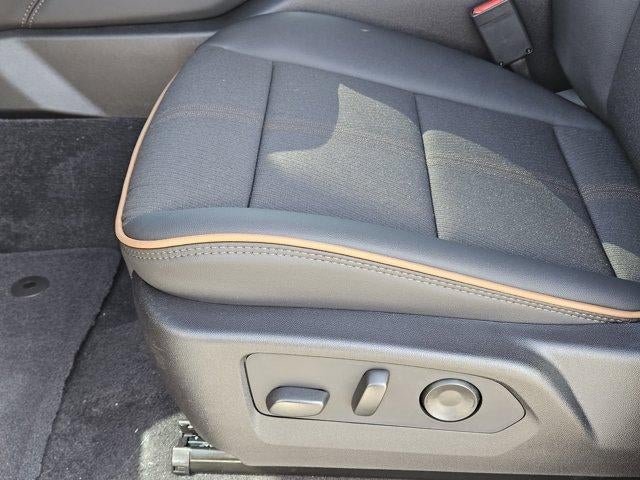 2026 GMC Canyon 4WD AT4