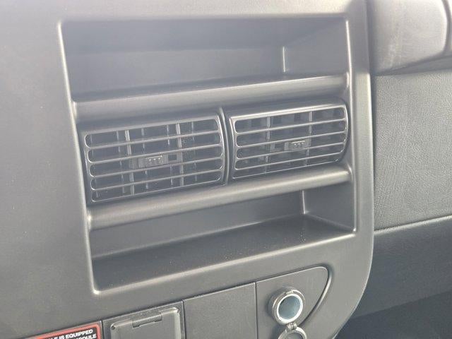 2025 GMC Savana Cargo 2500 Base