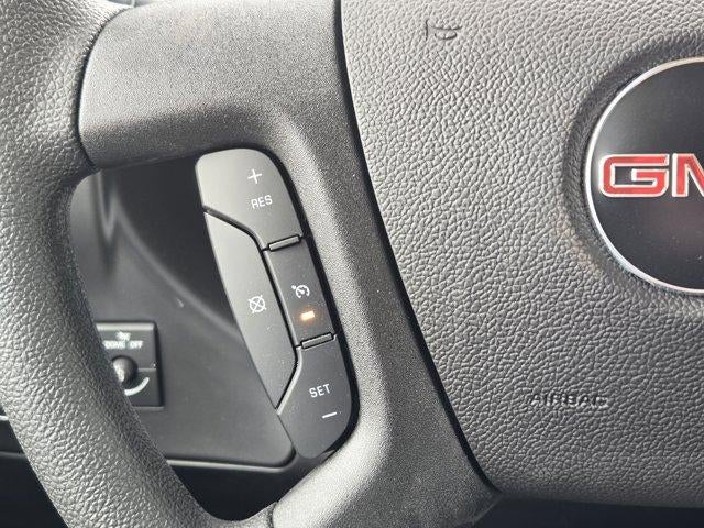 2025 GMC Savana Cargo 2500 Base