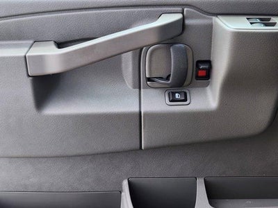 2025 GMC Savana Cargo 2500 Base