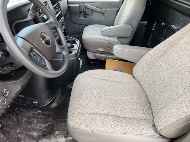 2025 GMC Savana Cargo 2500 Base
