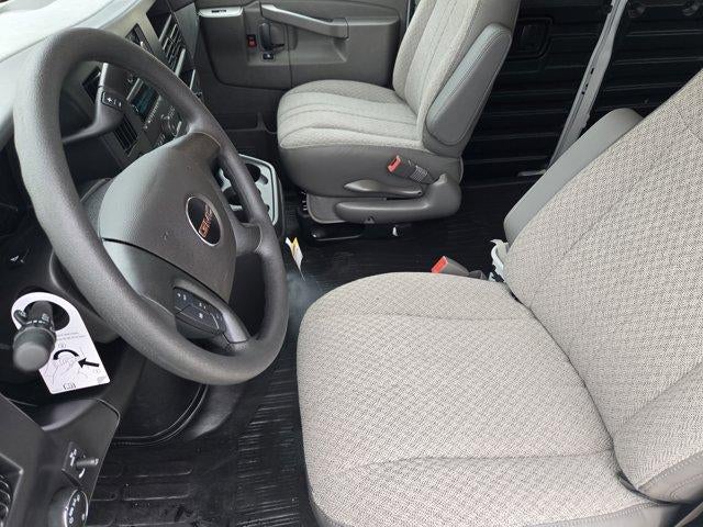 2025 GMC Savana Cargo 3500 Base