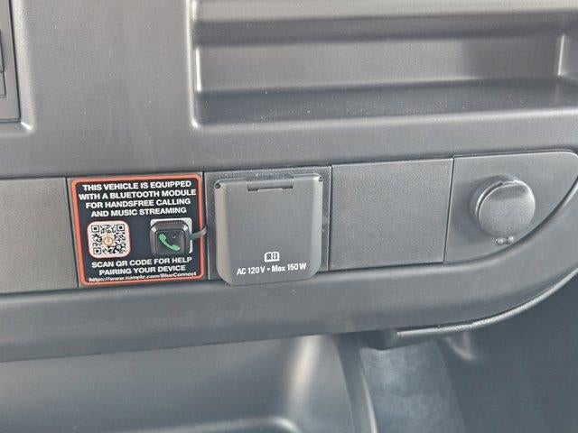 2026 GMC Savana Cargo Base