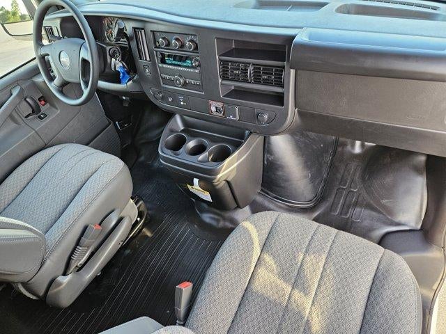 2026 GMC Savana Cargo Base