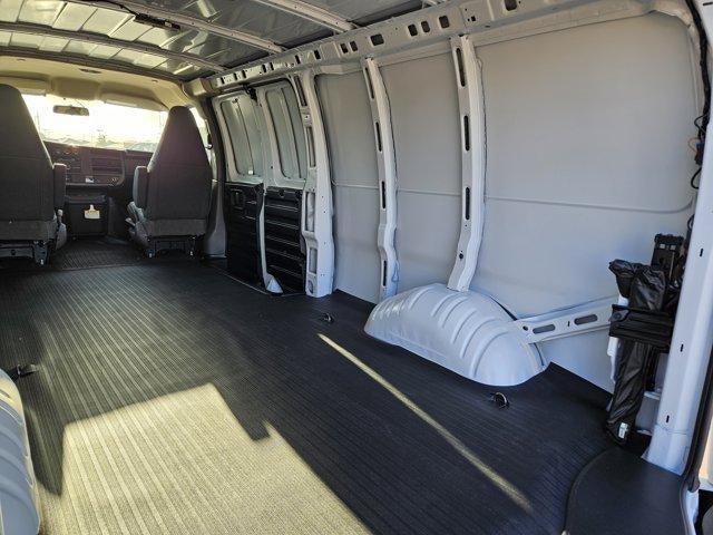 2026 GMC Savana Cargo Base