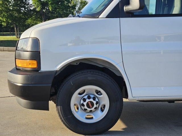 2026 GMC Savana Cargo Base
