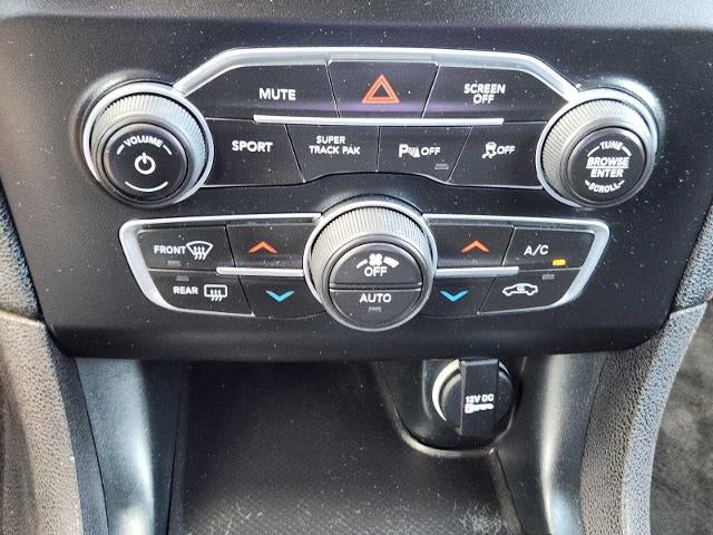 2017 Dodge Charger SXT