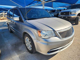 2016 Chrysler Town &amp; Country Touring