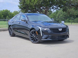 2026 Cadillac CT4 Luxury