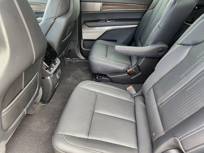 2026 Cadillac VISTIQ Luxury